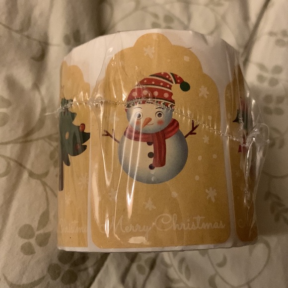 300 Ct Roll! Merry Christmas Stickers - Picture 8 of 10